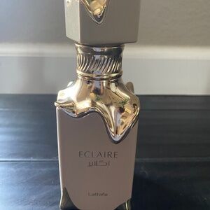 Lattafa Eclaire